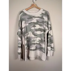 Aerie Womens Oversized‎ Camo Sweatshirt Green Cream Crew Neck 4427-6026-5 L thumbnail 2