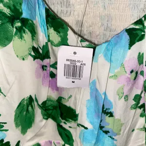 NWT Old Navy Pastel Floral Short Sleeve Smocked Mini Swing Dress Size Medium thumbnail 6
