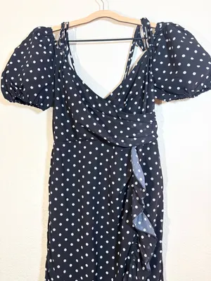 Pretty Little Thing Black Polka Dot Puff Sleeve Off Shoulder Midi Dress Size 6 thumbnail 7