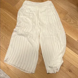 Sans Souci White‎ Wide Leg Pleated Pants Semi Sheer, Size M NWOT flowy romantic thumbnail 4