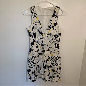 Zara Trafaluc Women's Size XS Sleeveless Deep V-Neck Dress Floral White Blue thumbnail 2