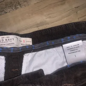 1994 Old navy vintage style mid rise shorts thumbnail 6