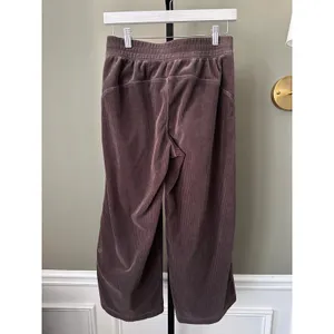 Lululemon Scuba Mid-Rise Wide-Leg Crop *Velvet Cord Size 4 Espresso thumbnail 5