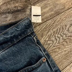 Old Navy high rise Slouchy straight jeans size 14 thumbnail 6