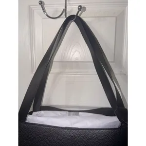 Kate Spade Black Knot Large Carryall Bag(NWT) thumbnail 7