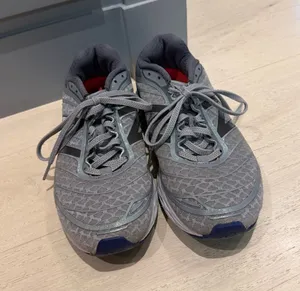 New Balance Gray Mesh Running Sneakers with Navy Accents thumbnail 1