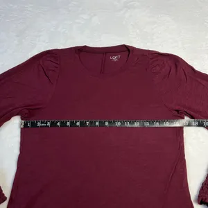 LOFT Crewneck Smocked Cuff Jersey Knit Top Size M Holiday Minimalist Office thumbnail 7