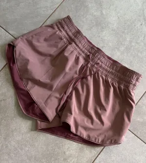 Lululemon Shorts thumbnail 1