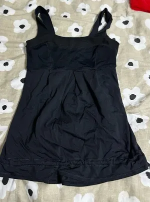 Lululemon black tank top thumbnail 1