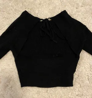 Open back sweater thumbnail 2