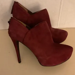 Nine West Women's Suede burgundy platform Heels vintage boots size 8 thumbnail 7