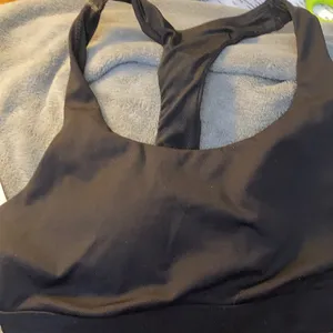 FINAL MARKDOWN Ladies’ NWT all in motion T-back Medium Support Sports Bra (XS) thumbnail 2