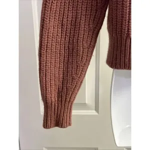 Wilfred Free Aritzia Cable Knit Crew Neck Wool Long Sleeve Sweater Mauve EUC thumbnail 9