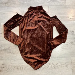 Vintage Croquet Club Velvet Bodysuit Brown Cold Shoulder Medium M‎ Mock Neck Top thumbnail 2