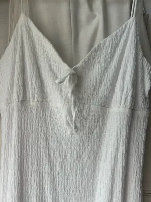 No Comment White dress thumbnail 2