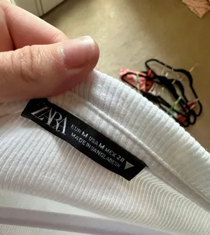 Zara white crop top thumbnail 3