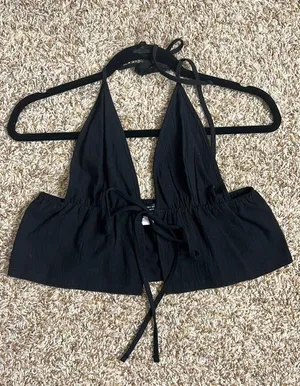 SheIn Halter Crop Top thumbnail 2