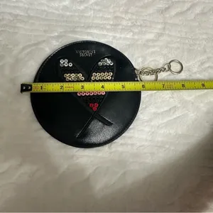 PINK - Victoria's Secret Round Wristlet Coin‎ Purse Key Chain Clutch Cosmetics Bag Charm thumbnail 7
