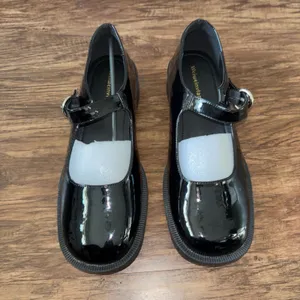 Black Flats with Glossy Finish and Strap Korean Mary Jane Size 8.5 thumbnail 2