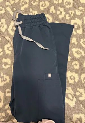 FIGS Scrub Pants thumbnail 1