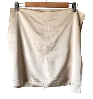 Abercrombie & Fitch Cream Satin Mini Skirt Womens L Classic Preppy Coquette thumbnail 1