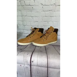 Timberland Hightops- Womens 9- good condition thumbnail 2