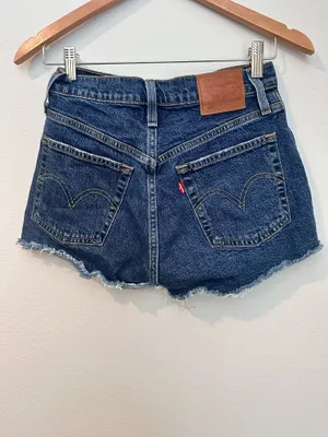 Levi’s 501 Shorts Button Fly thumbnail 2