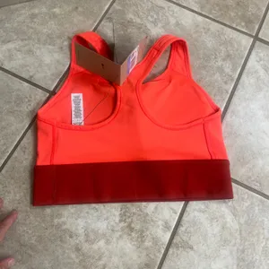 Nike Womens Swoosh Medium Support Sports Bra Orange Red NWT athletic running thumbnail 6