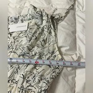 Anniewear Sketch Flower Midi Dress - NWT - Size XL Cream and Black Midi Dress thumbnail 12