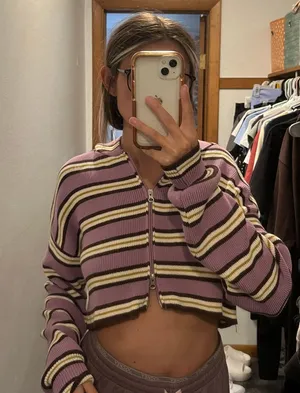 PacSun Cropped Sweater thumbnail 3