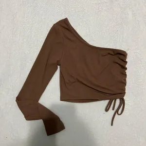 Forever 21 going out top thumbnail 1
