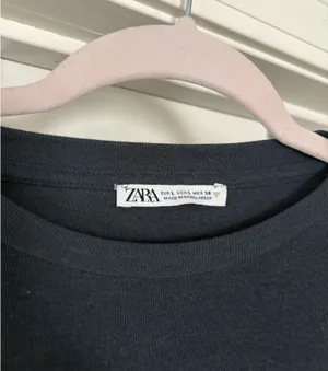 ZARA Cropped Long Sleeve Top thumbnail 2