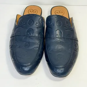 G/FORE Skull & T's Embossed Leather Mules Womens 7.5 Blue Preppy Gothic Twilight thumbnail 1