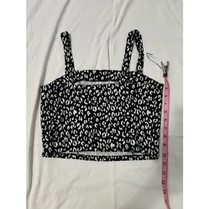 Leith Black & White Leopard Print Crop Top | Size Medium thumbnail 4