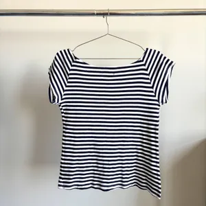 Chelsea & Theodore Striped Boat Neck Top M Navy White Nautical Parisian Chic thumbnail 3
