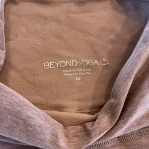 Beyond Yoga Pink Leggings Spacedye with‎ side Cutouts Size XS thumbnail 5