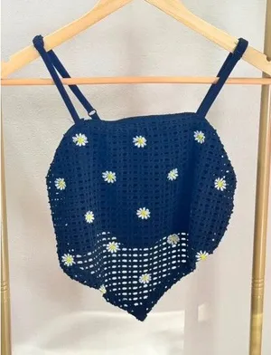 Size M Boho chic black Daisy Crochet Handkerchief Cami Top thumbnail 1