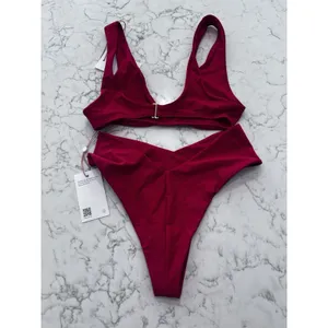 NWT Quince Cherry Red Italian Plunge Bikini Too & V Cut High Leg Bottom Set XS thumbnail 2
