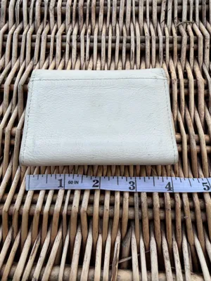 Bosca Vintage pebble grain calfskin Leather Card Holder trifold wallet ivory Cream travel snap thumbnail 2