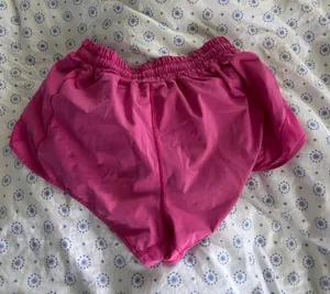 Lululemon Hotty Shorts 2.5" thumbnail 2