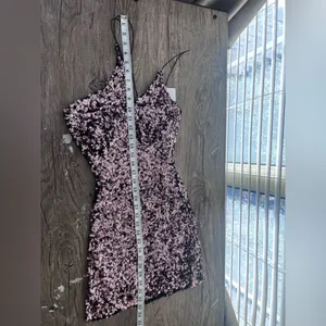 Astr The Label Rose‎ Sequin Stretch Cutout Bodycon Sheath Dress XS NWT thumbnail 4
