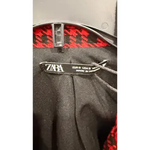Zara Women Blazer Romper Small Red Black Houndstooth Long Sleeve Button Front thumbnail 5
