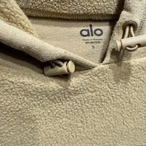 ALO Yoga Mustard Yellow Sherpa Hoodie Jacket thumbnail 3