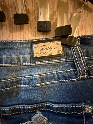 Jeans thumbnail 4