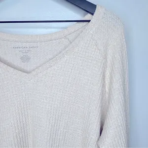 American Eagle Cream Soft & Sexy Plush Waffle‎ Knit V-neck Loungewear Top Size L thumbnail 4