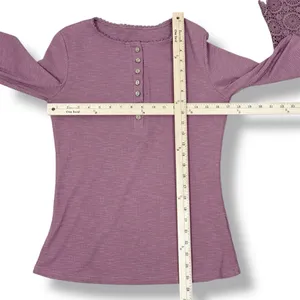 Ribbed Knit Lace Cuff Long Sleeve Henley Shirt‎ Mauve Dusty Rose Size Large thumbnail 11