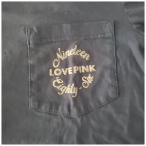 "Pink" Graphic T-Shirt-Medium thumbnail 4