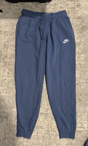 Nike Fleece Sweatpants Women’s thumbnail 1