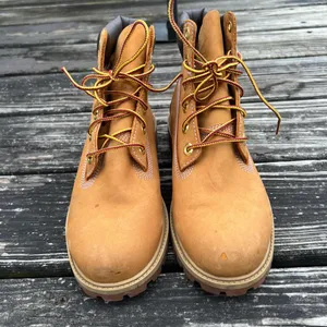 Timberland 6 Inch Premium Waterproof Boot 'Wheat' Nubuck Size 6.5 Women’s Size 8 thumbnail 3