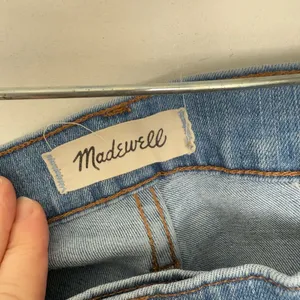 Madewell Women’s 32 9” High Rise Skinny Jeans thumbnail 2